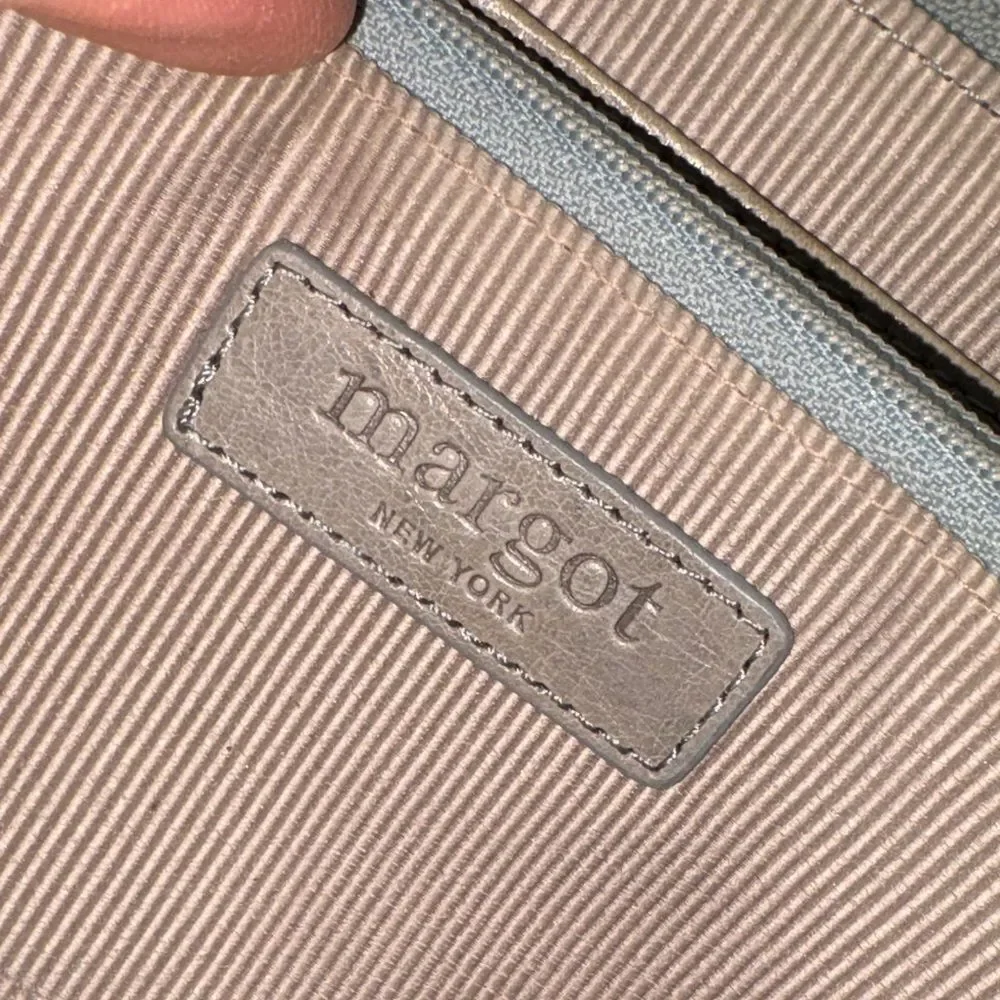 MARGOT New York Gabby Zip Around Wallet Wristlet Leather Neutral Beige Gold
